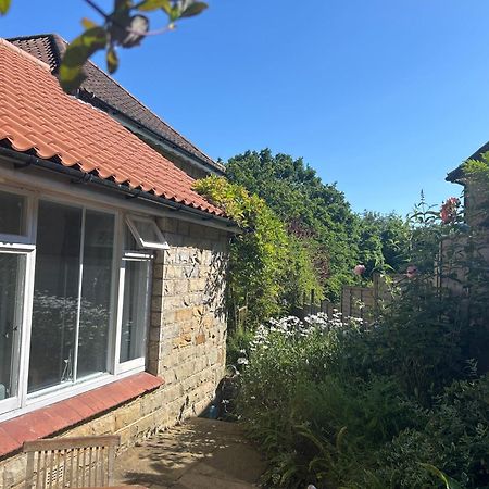 Burnbrae Villa Sleights Bagian luar foto